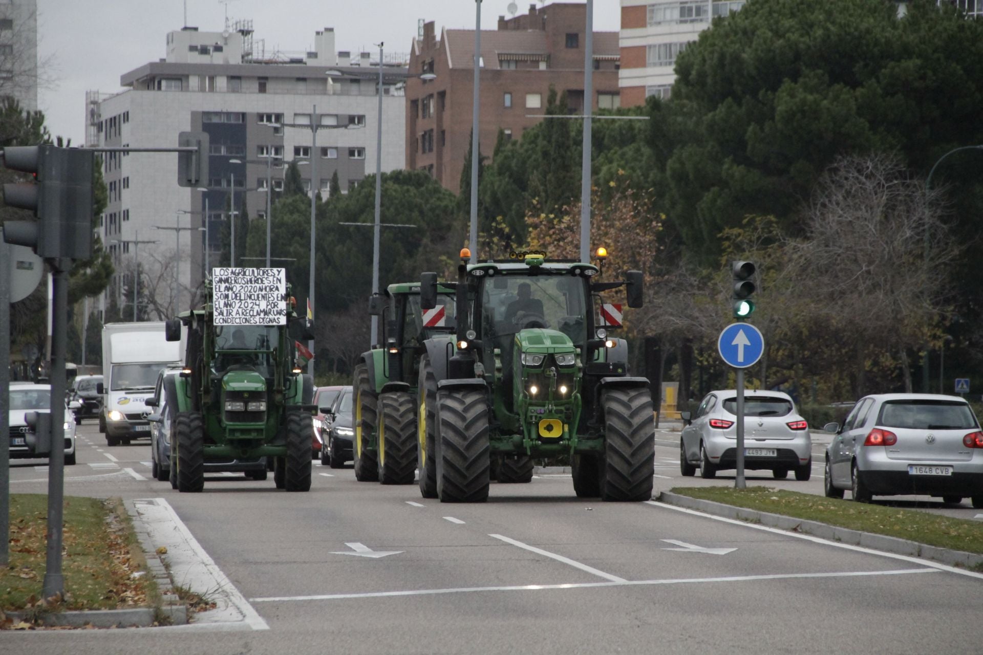 Los tractores vuelven a recorrer Valladolid