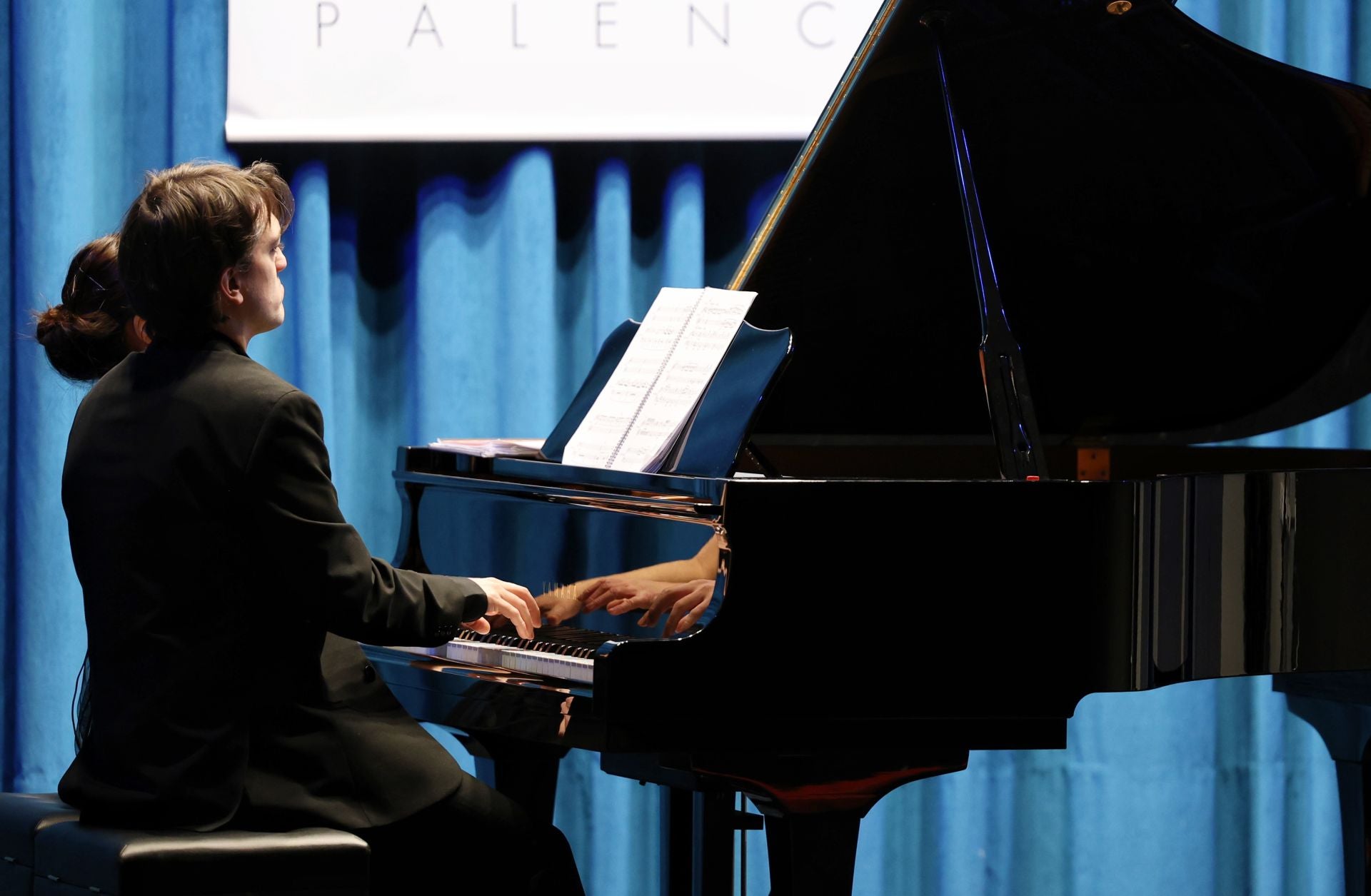 Piano a cuatro manos y recuerdos de Caneja por Bonet