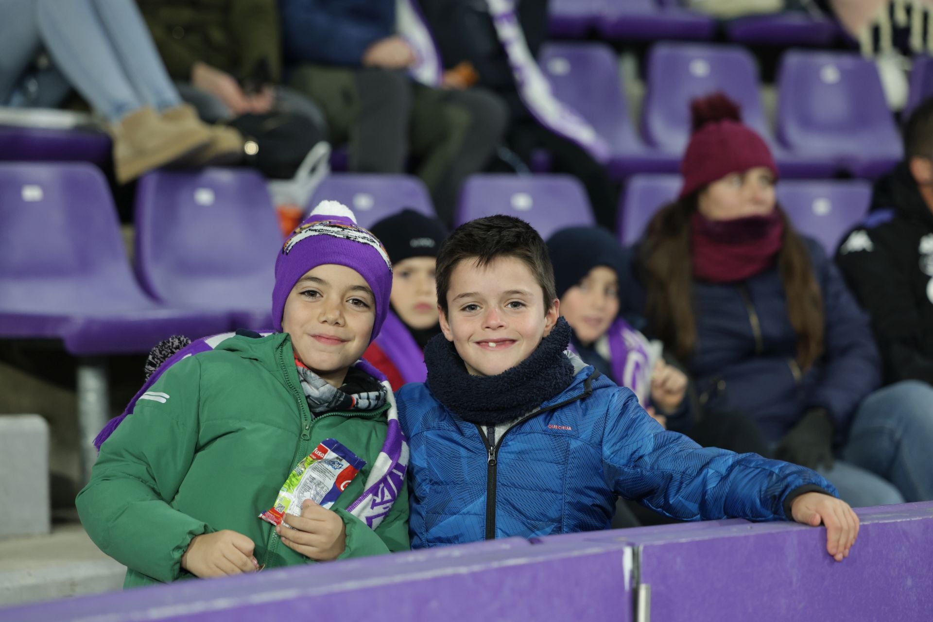 Búscate en la grada del estadio José Zorrilla (2/4)