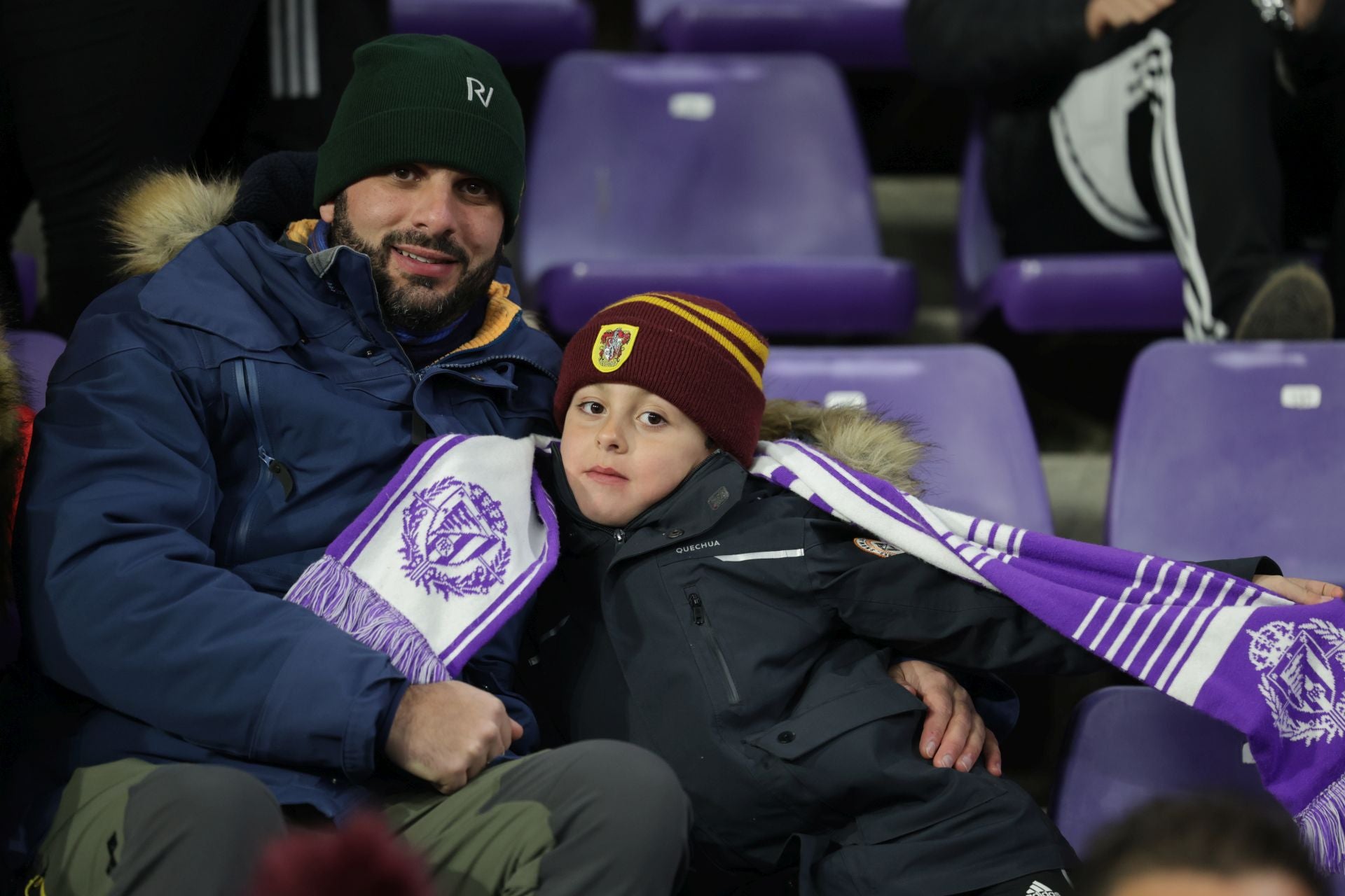 Búscate en la grada del estadio José Zorrilla (2/4)