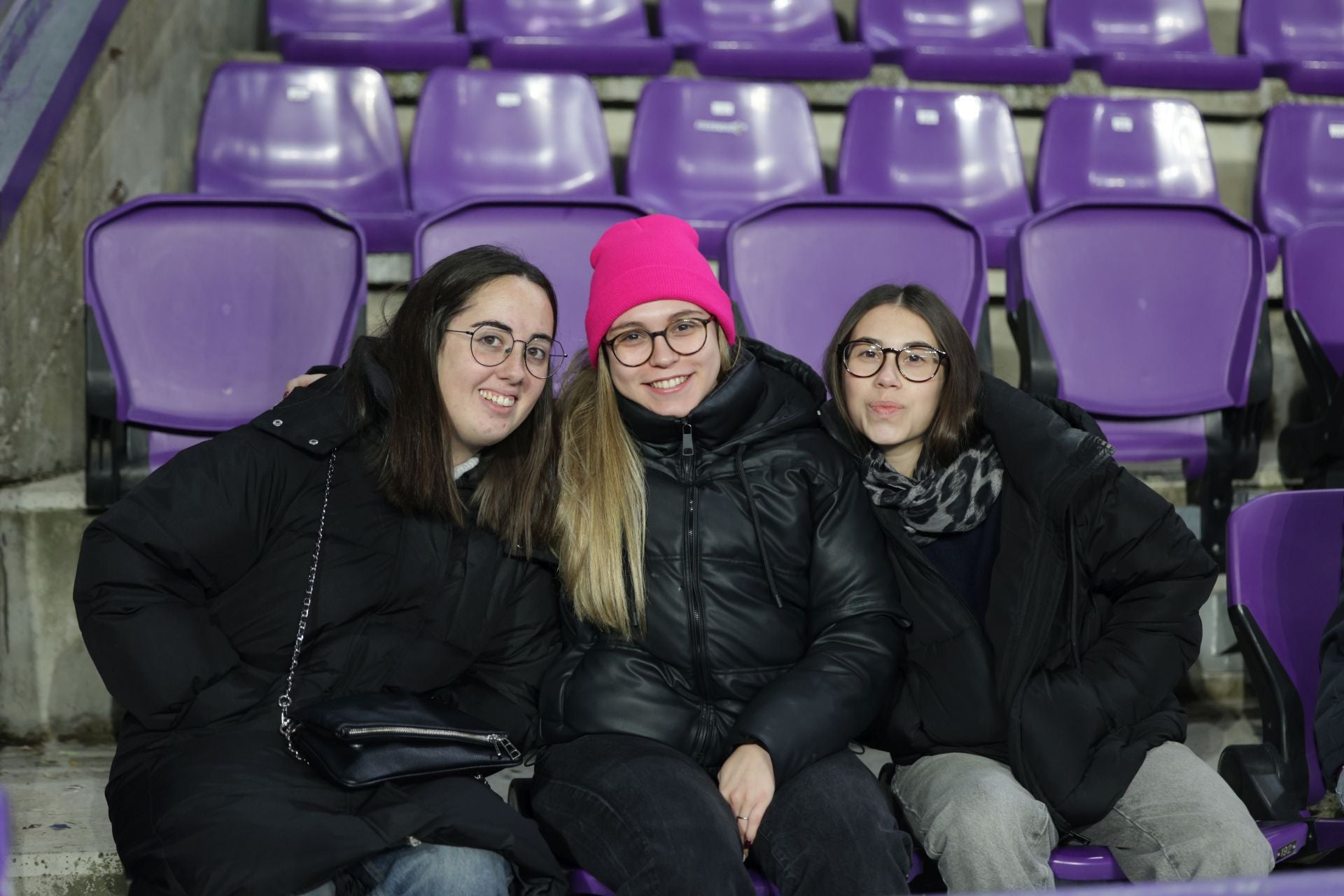 Búscate en la grada del estadio José Zorrilla (2/4)