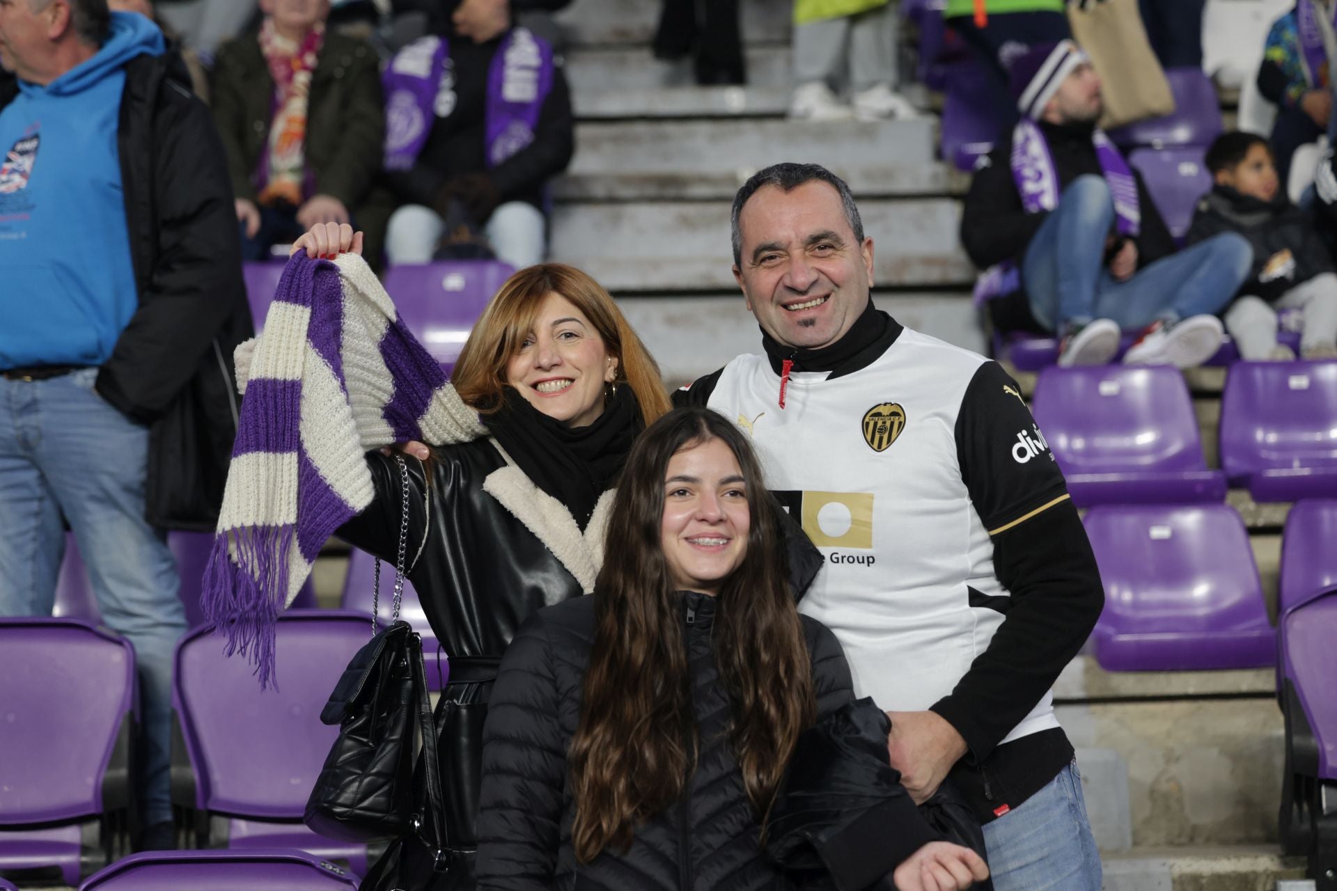 Búscate en la grada del estadio José Zorrilla (3/4)