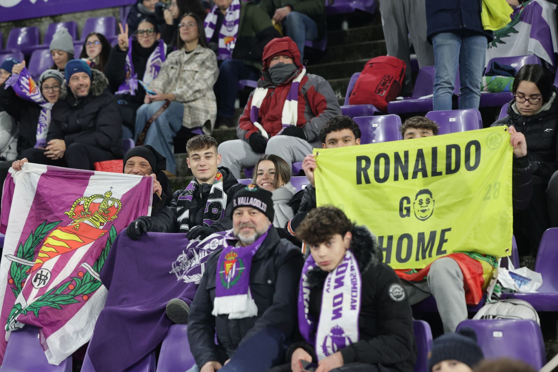 Búscate en la grada del estadio José Zorrilla (3/4)