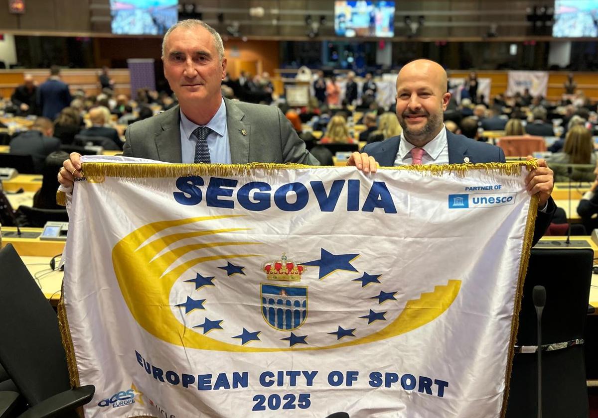 José Mazarías y Jesús Garrido, en el Parlamento Europeo.