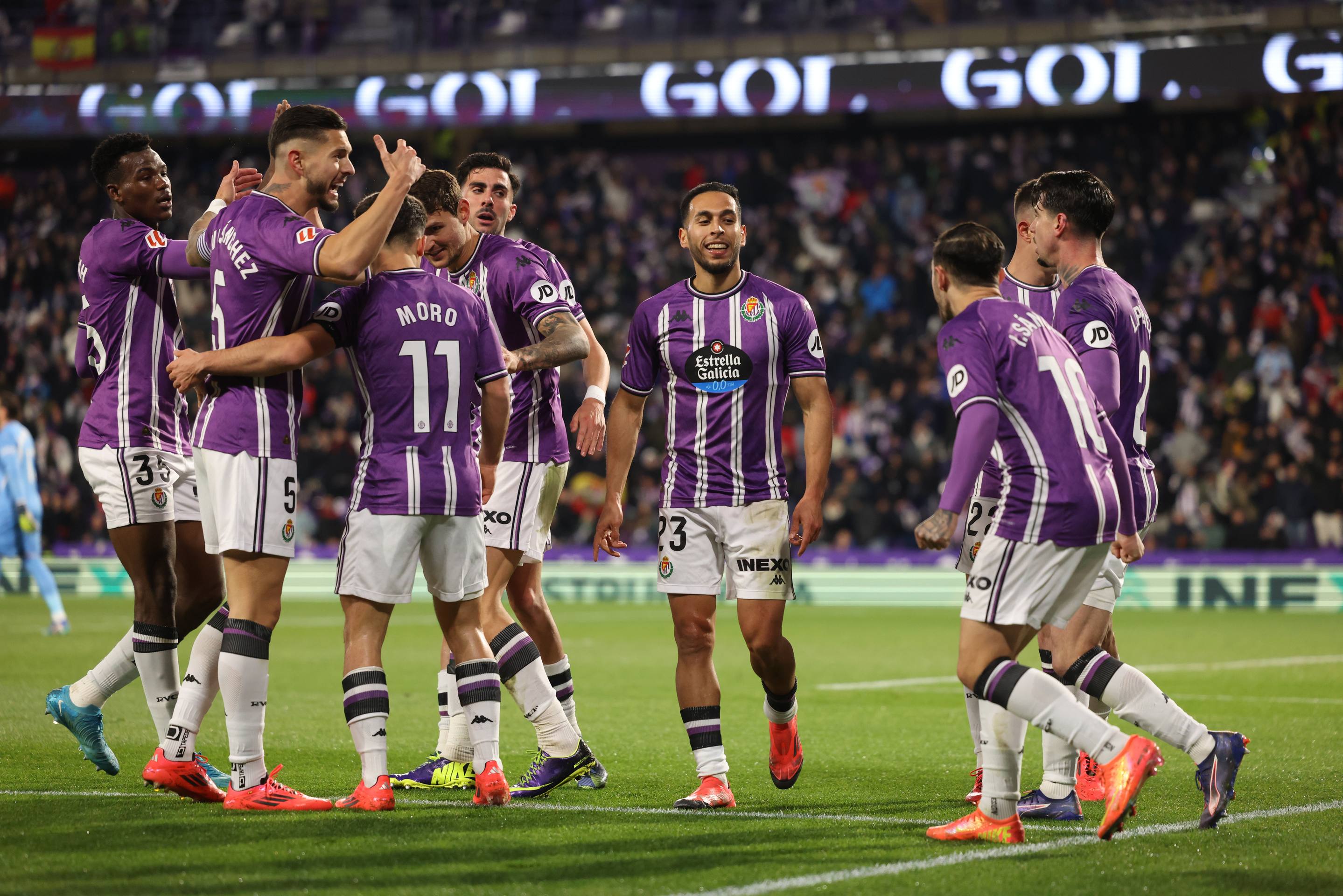 El triunfo del Real Valladolid ante el Valencia, en imágenes