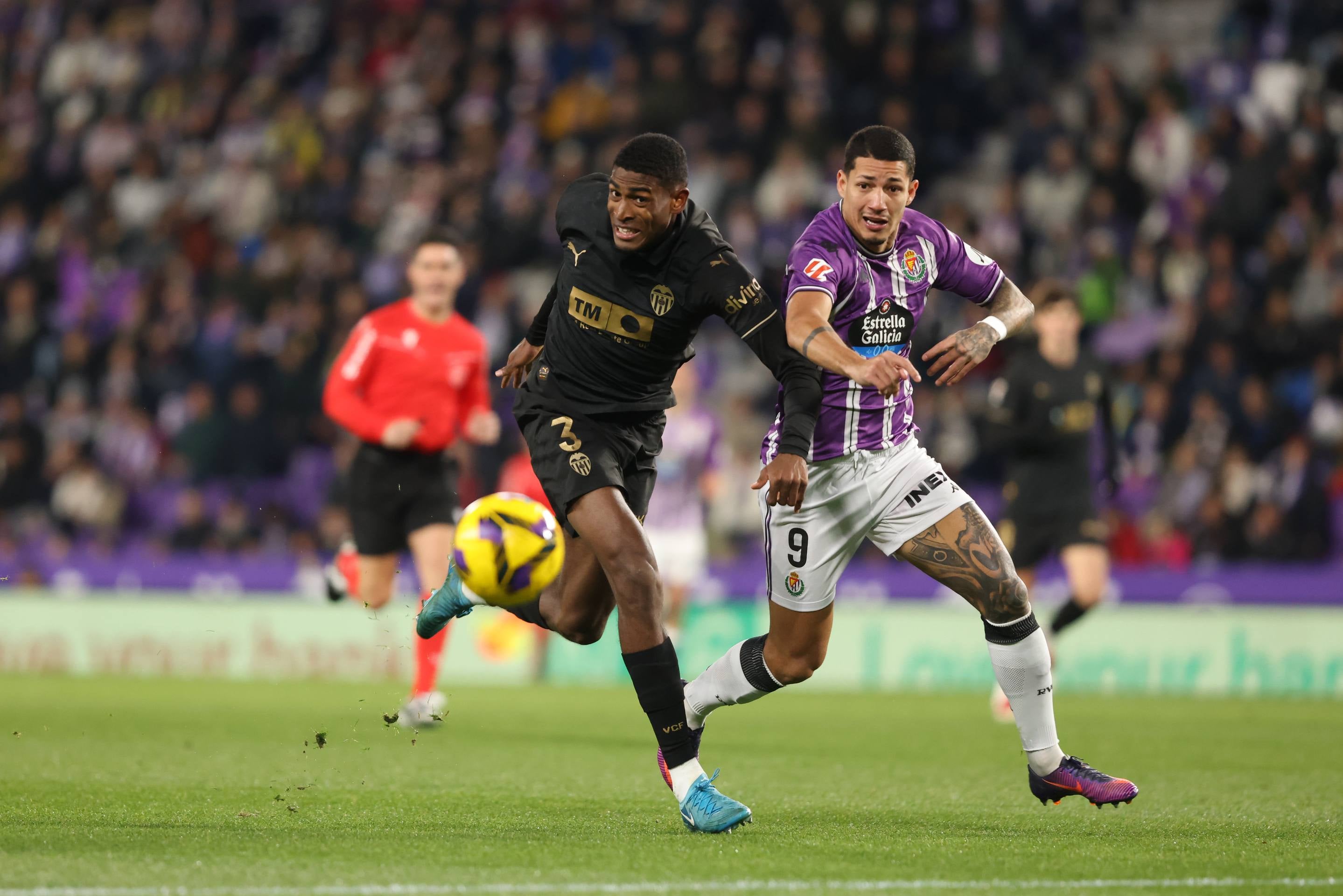 El triunfo del Real Valladolid ante el Valencia, en imágenes