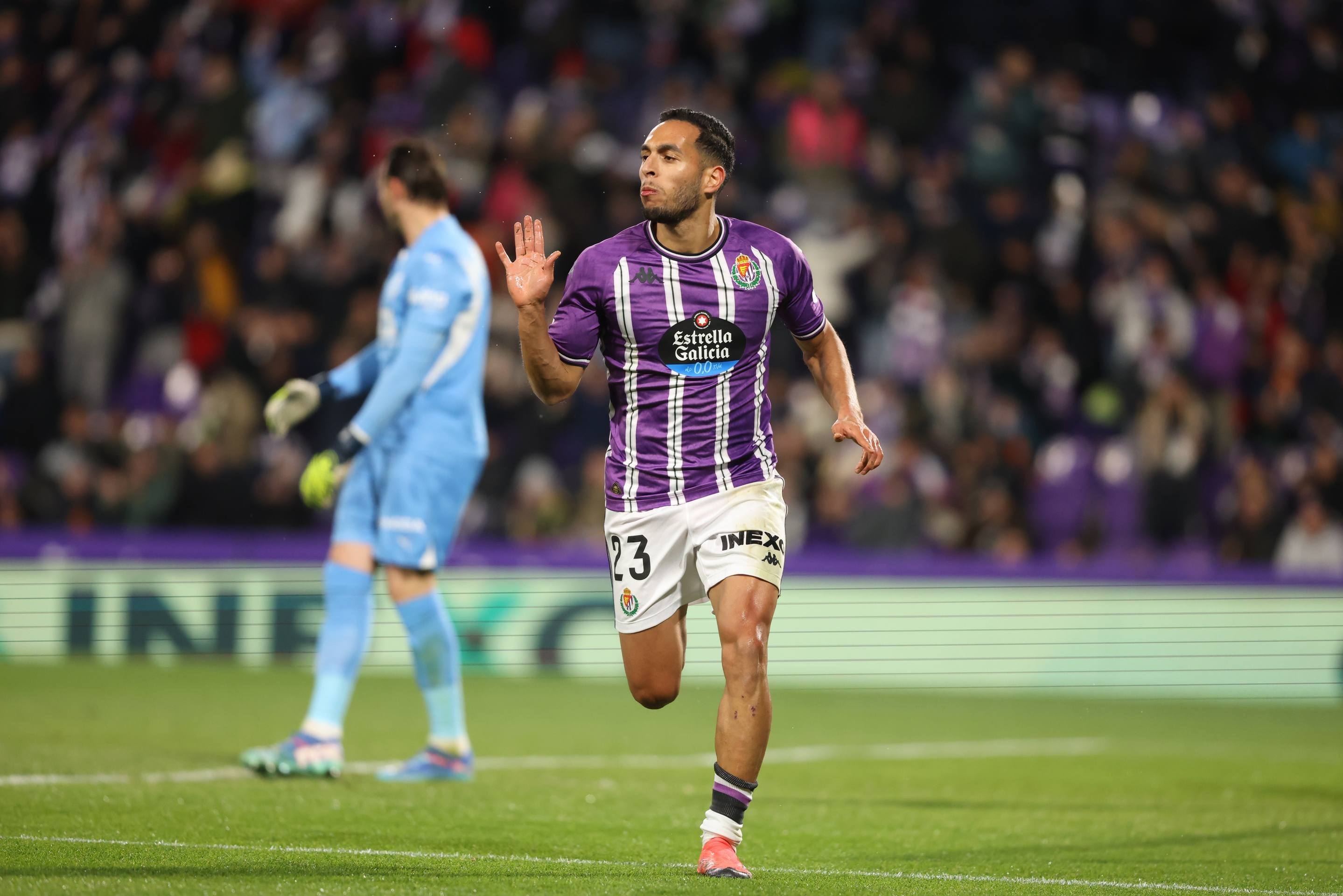 El triunfo del Real Valladolid ante el Valencia, en imágenes