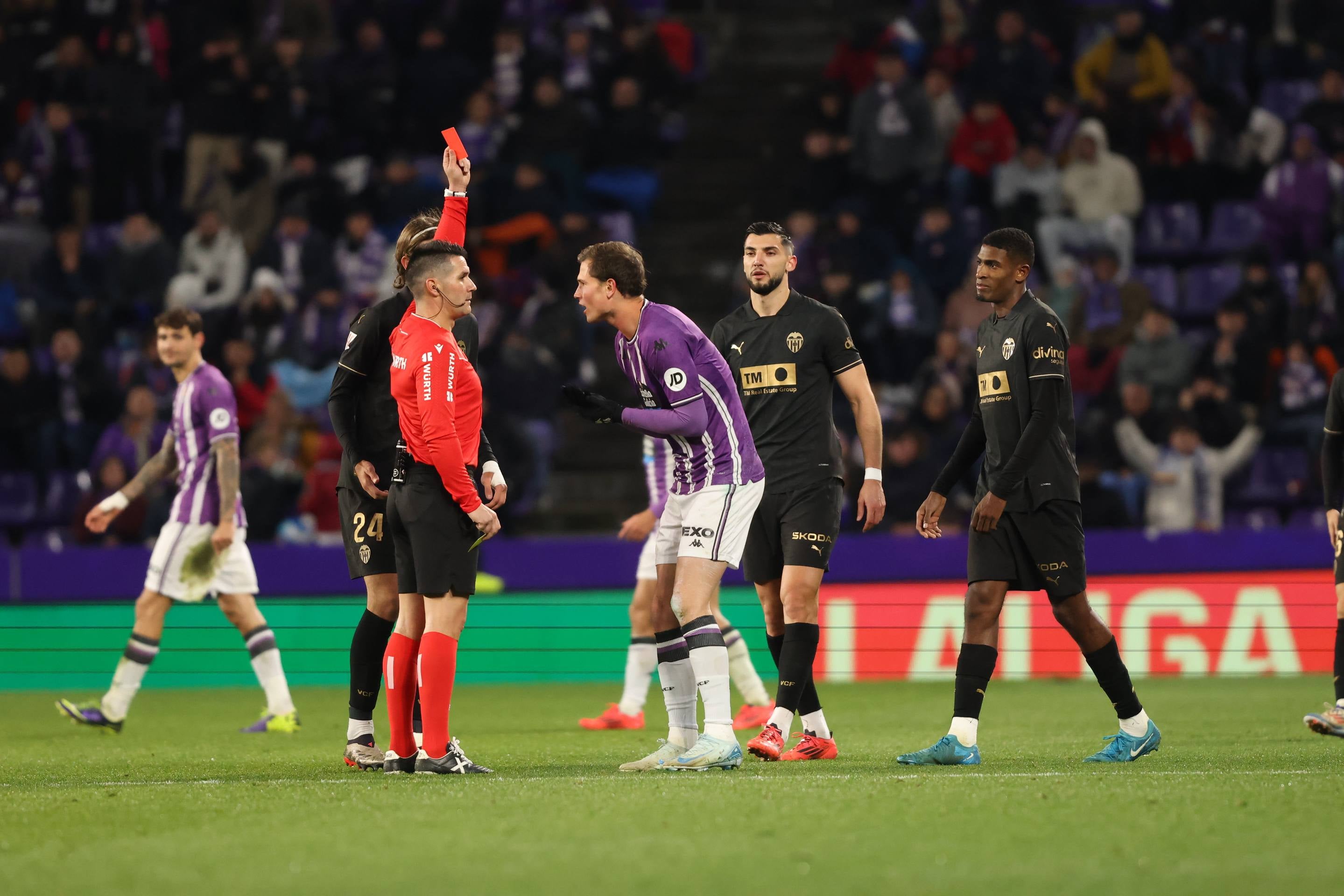 El triunfo del Real Valladolid ante el Valencia, en imágenes