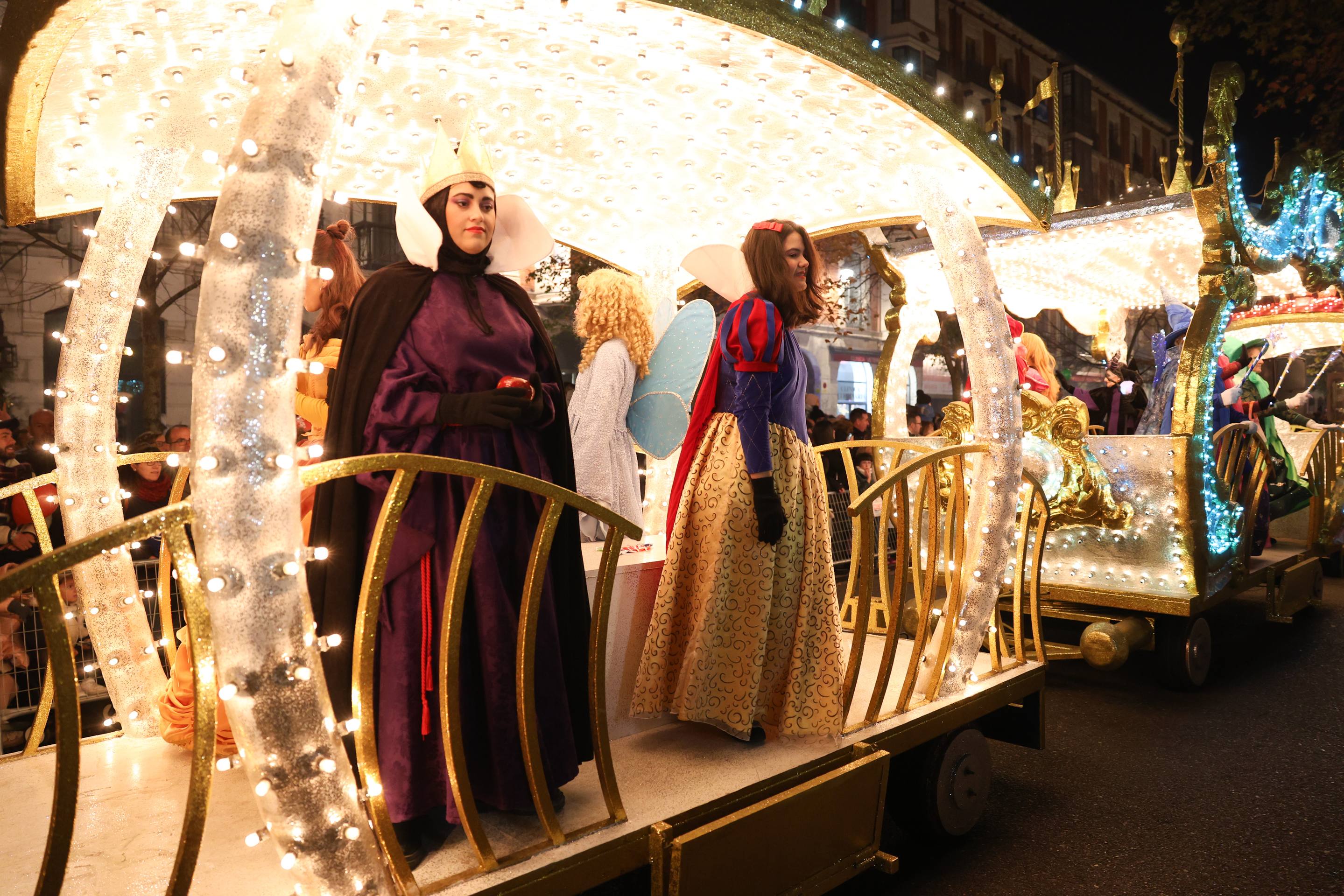 Las imágenes de la Cabalgata de Papa Noel en Valladolid