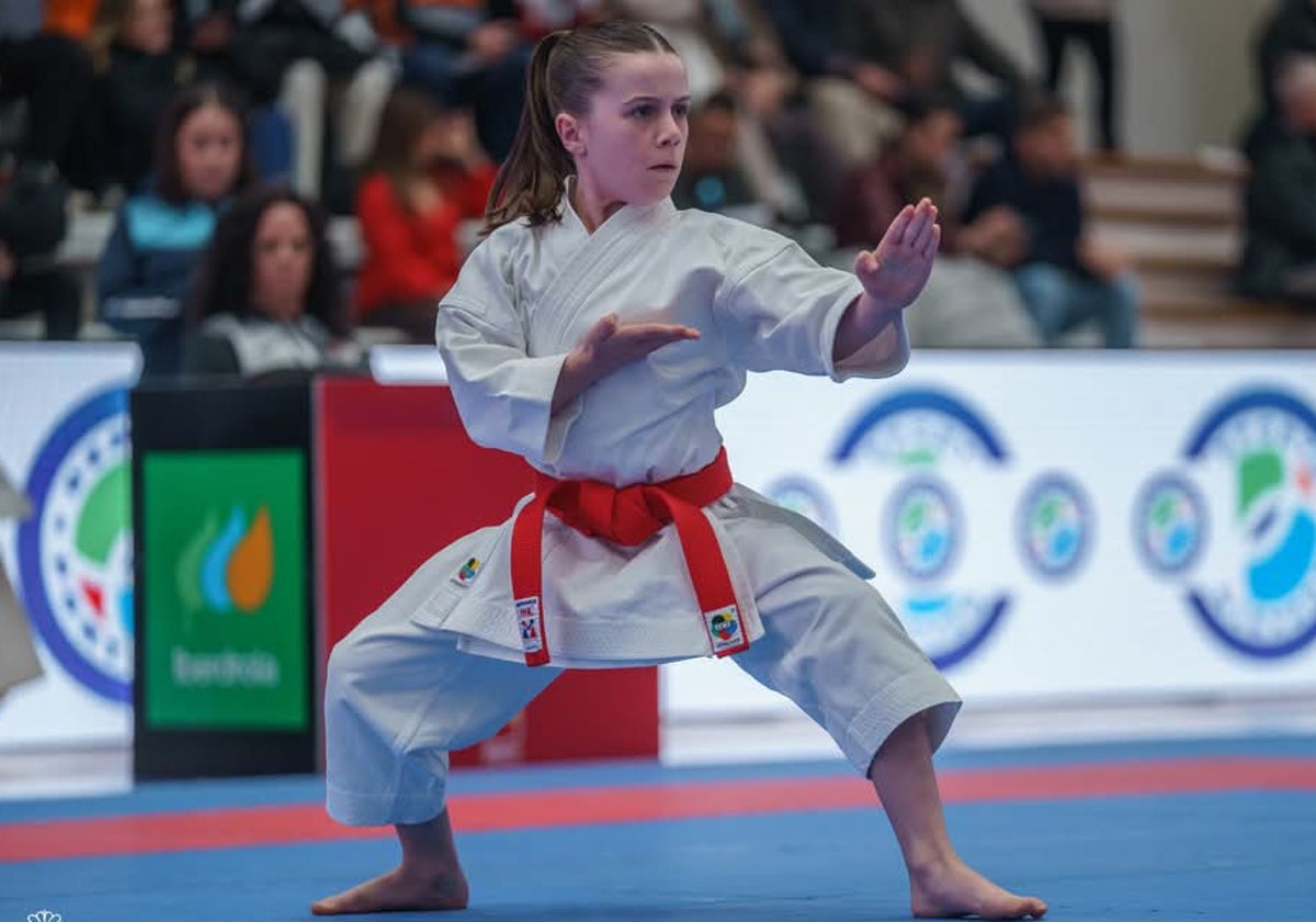 Alba Alconada, segundo puesto en la Final de la Liga Iberdrola de Karate con tan solo ocho años.