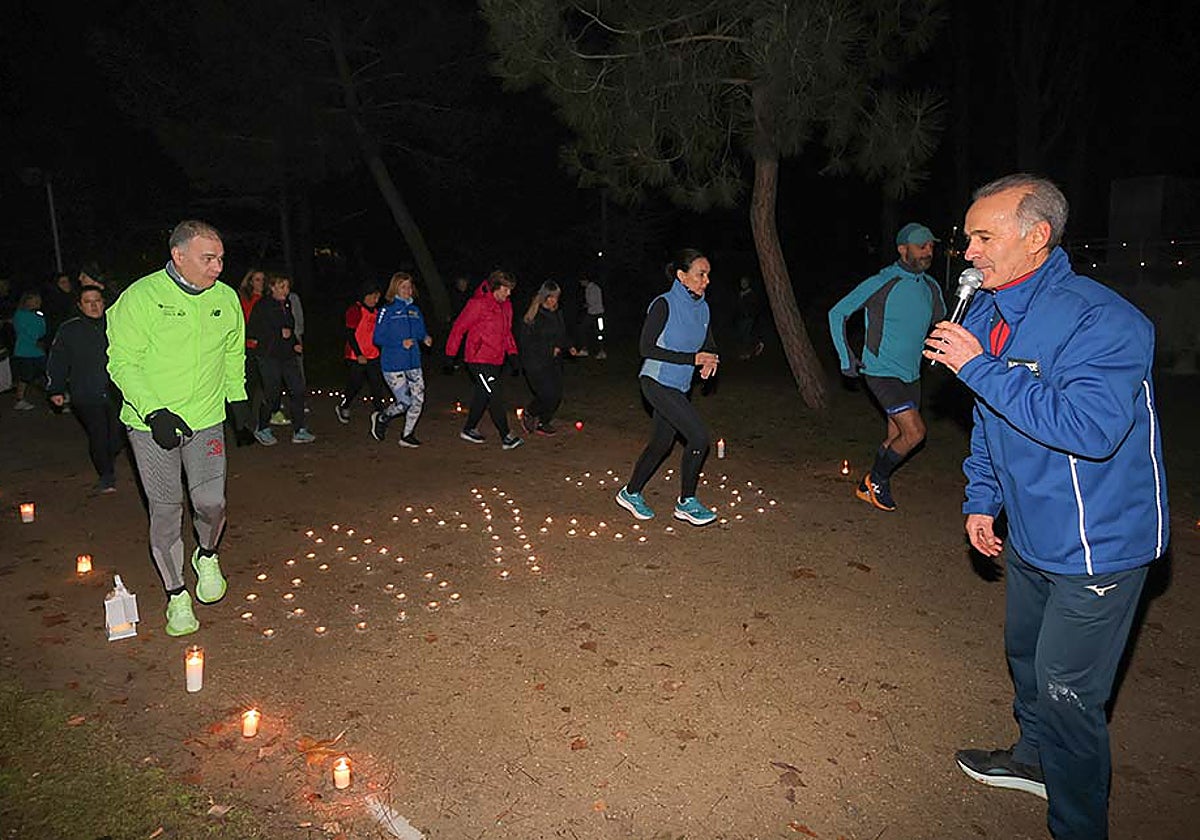 Correr entre velas en Palencia, un entrenamiento simpático