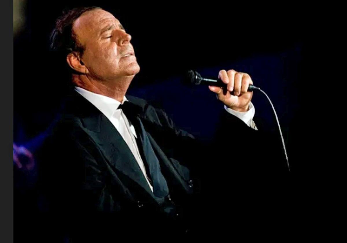 Imagen de archivo de Julio Iglesias, en uno de sus conciertos.