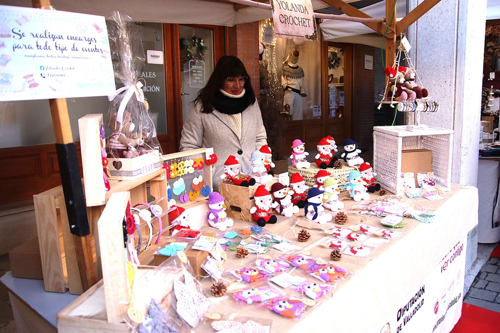 El comercio de Rioseco llena la calle Mayor de puestos
