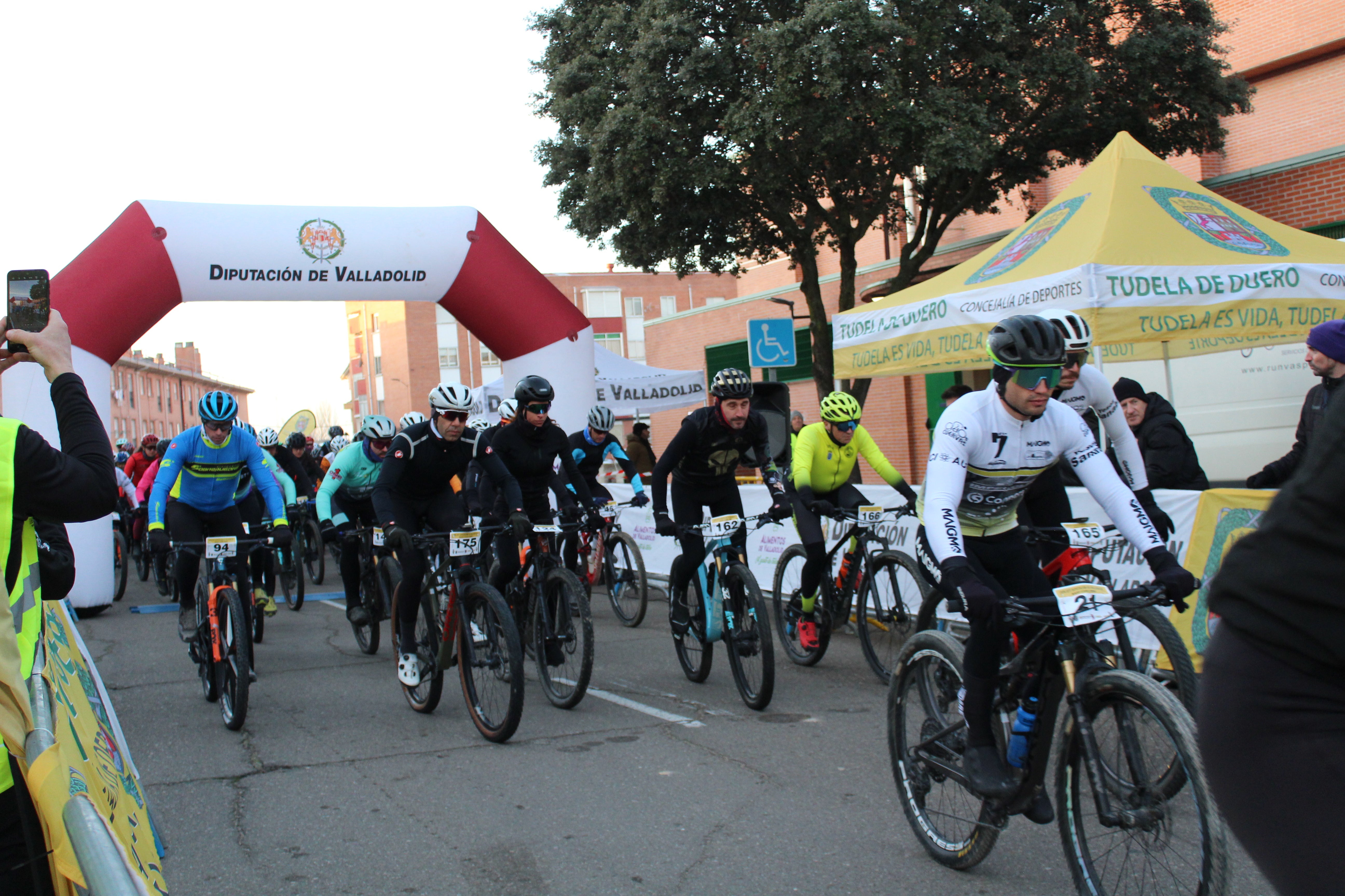 La XIII Bajo Cero Bike de Tudela de Duero, en imágenes