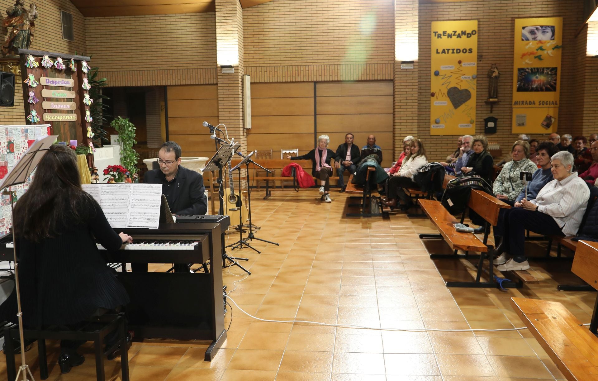 Música solidaria de San Antonio para Valencia