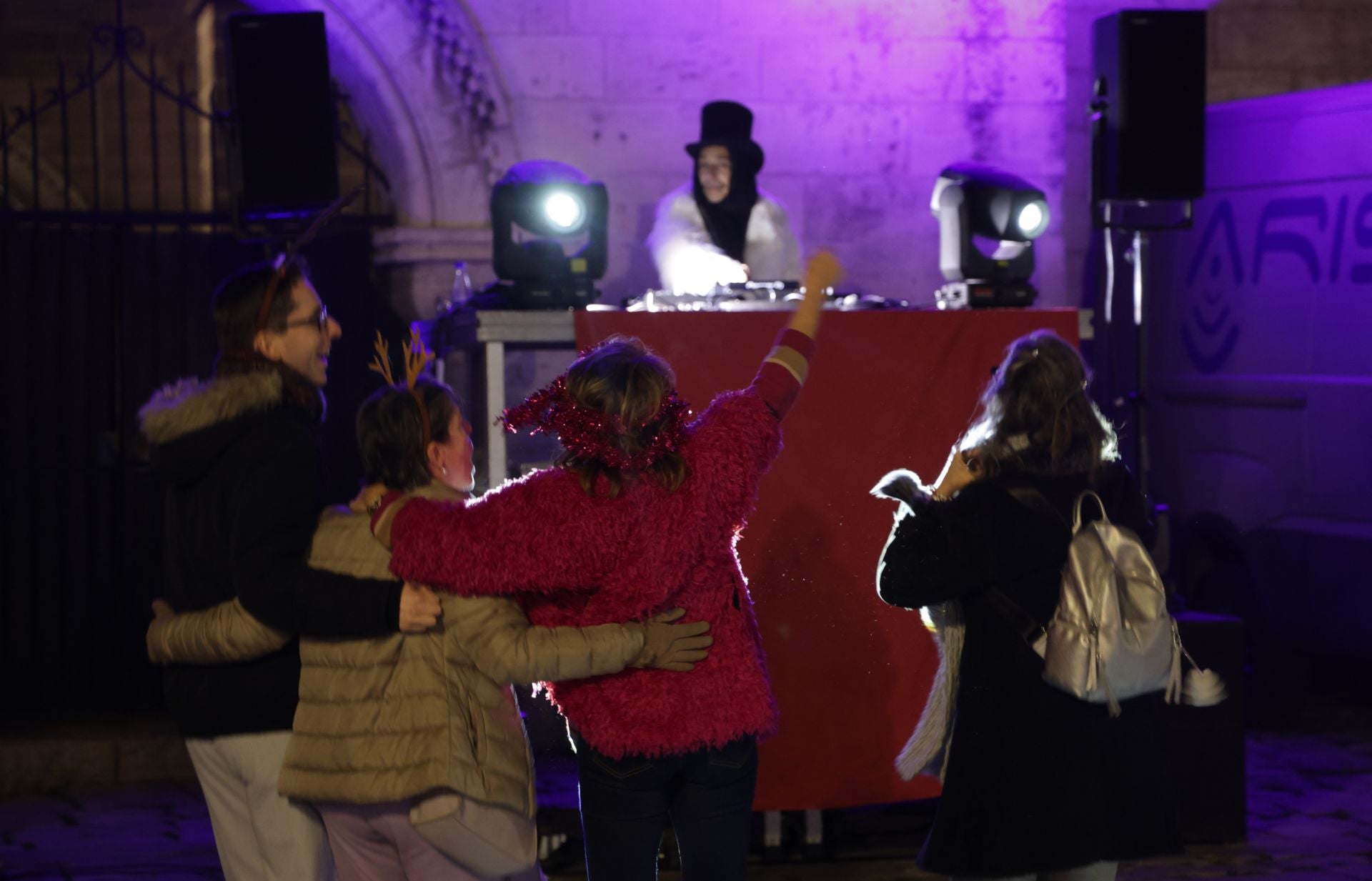 Las calles de Valladolid, repletas de ambiente festivo horas antes de la Nochebuena