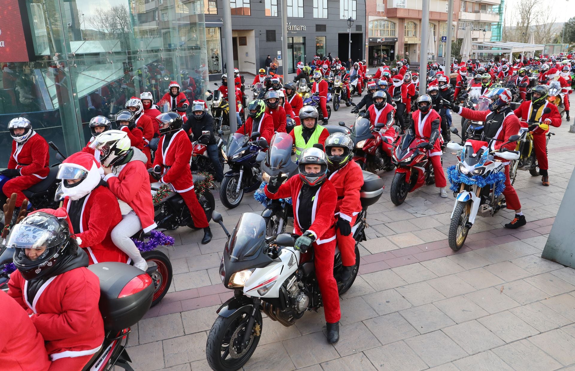 Papa Noel visita anticipadamente Palencia