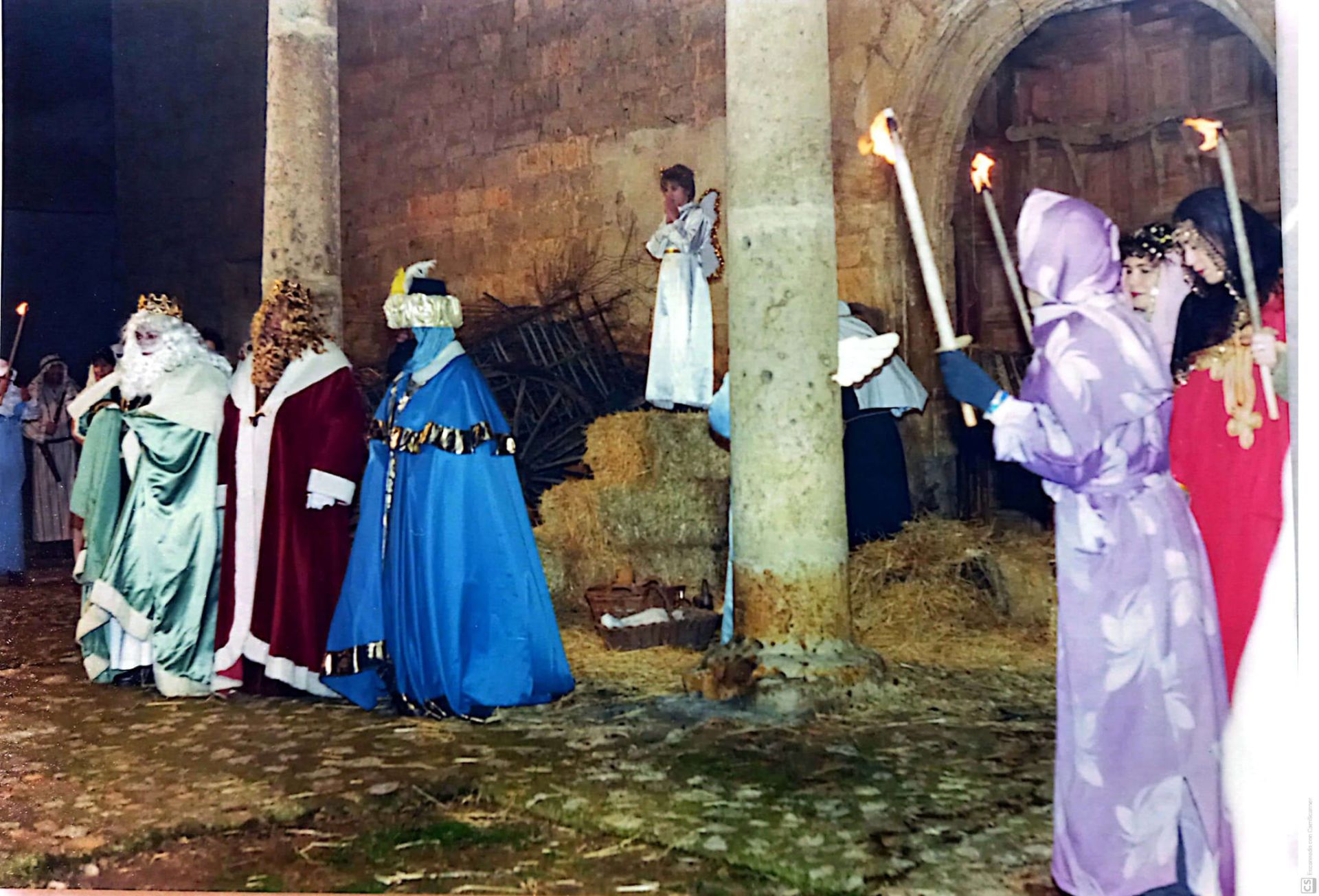 El belén viviente de la iglesia de Santiago de Tordehumos de hace 25 años, en imágenes