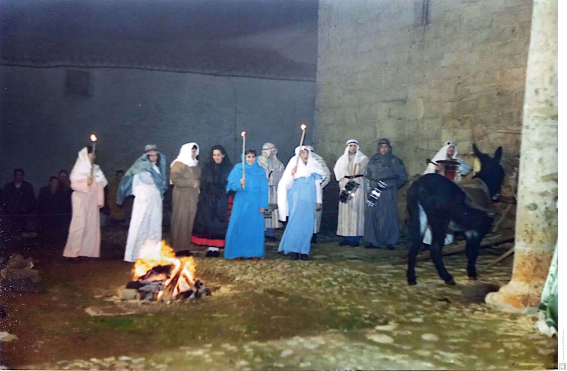 El belén viviente de la iglesia de Santiago de Tordehumos de hace 25 años, en imágenes