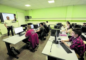 La FP se consolida en Castilla y León y supera en alumnos al Bachillerato