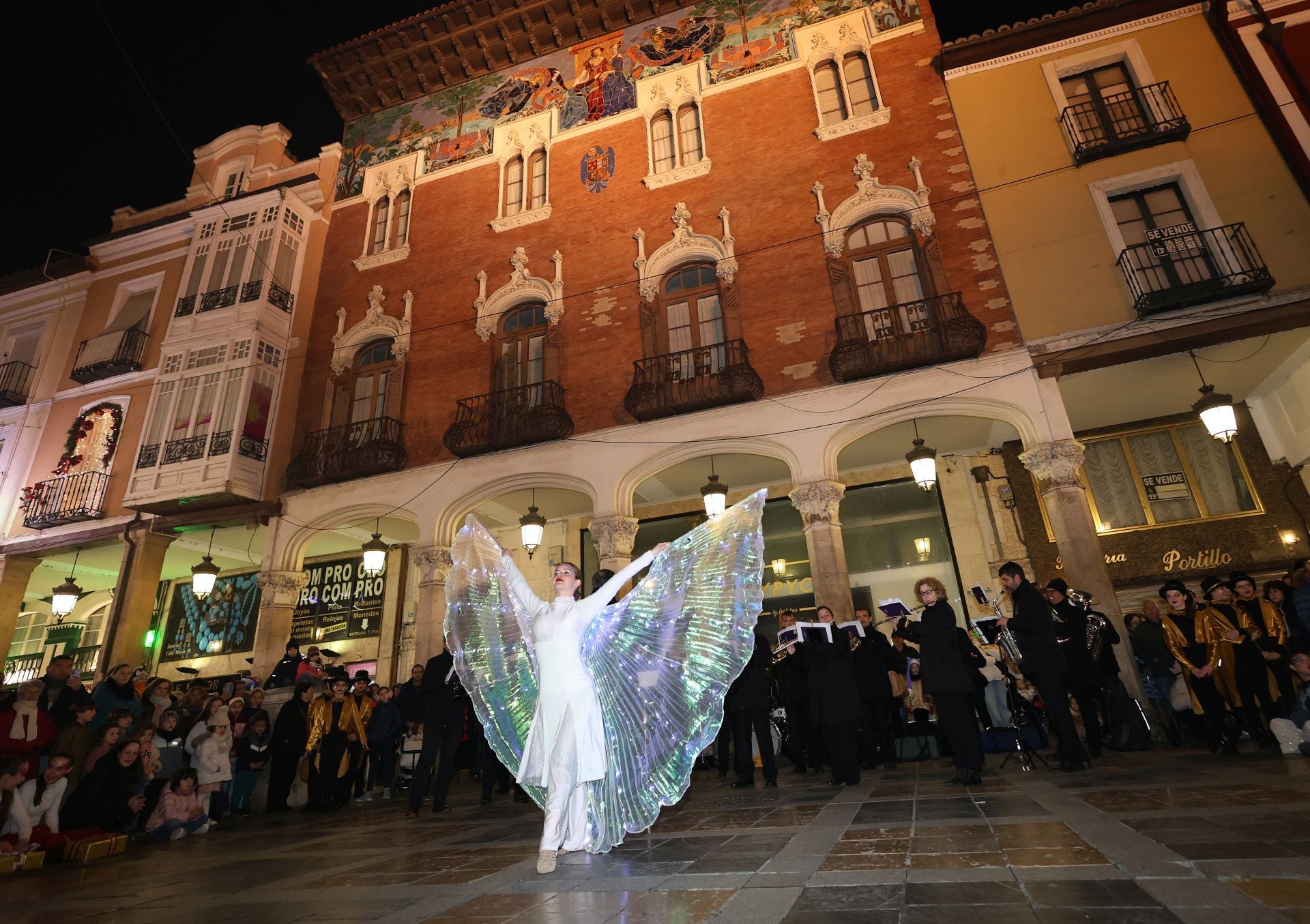 La danza toma las calles en la navidad palentina