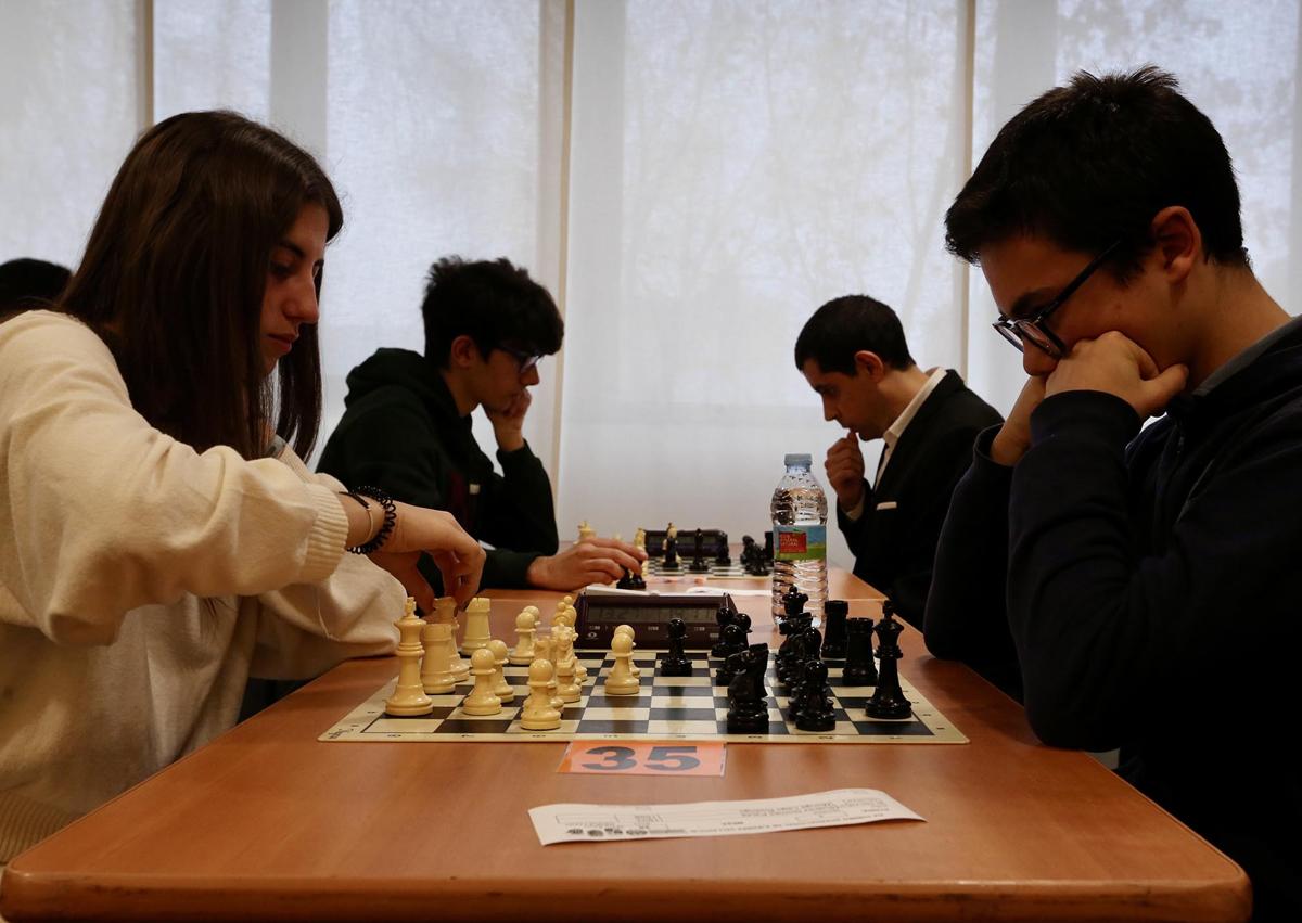 Imagen secundaria 1 - Jaime Santos Latasa se adjudica el XIX Torneo Internacional de ajedrez