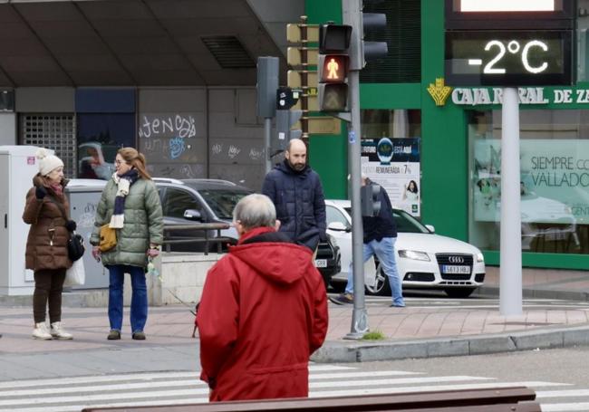 El termómetro de la plaza de España, el viernes al mediodía.
