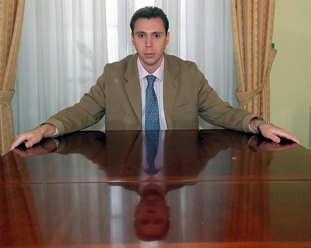 Óscar Puente, en una imagen del año 2000, cuando optó a la secretaría provincial del PSOE.