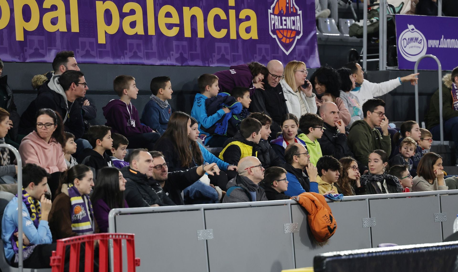 Así ha sido el entrenamiento de puertas abiertas del Súper Agropal Palencia