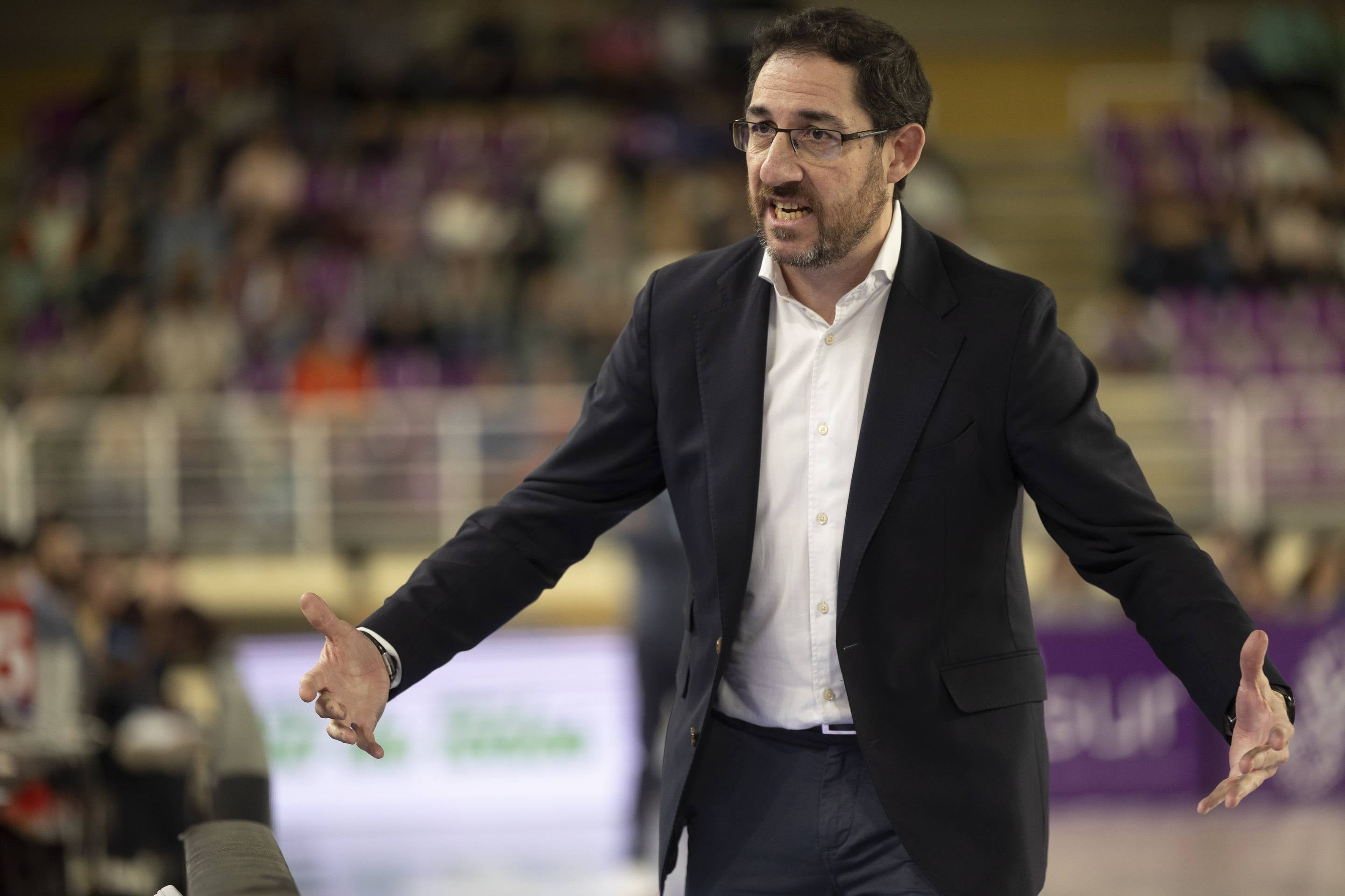 El RV Baloncesto se queda a segundos de la victoria ante Ourense