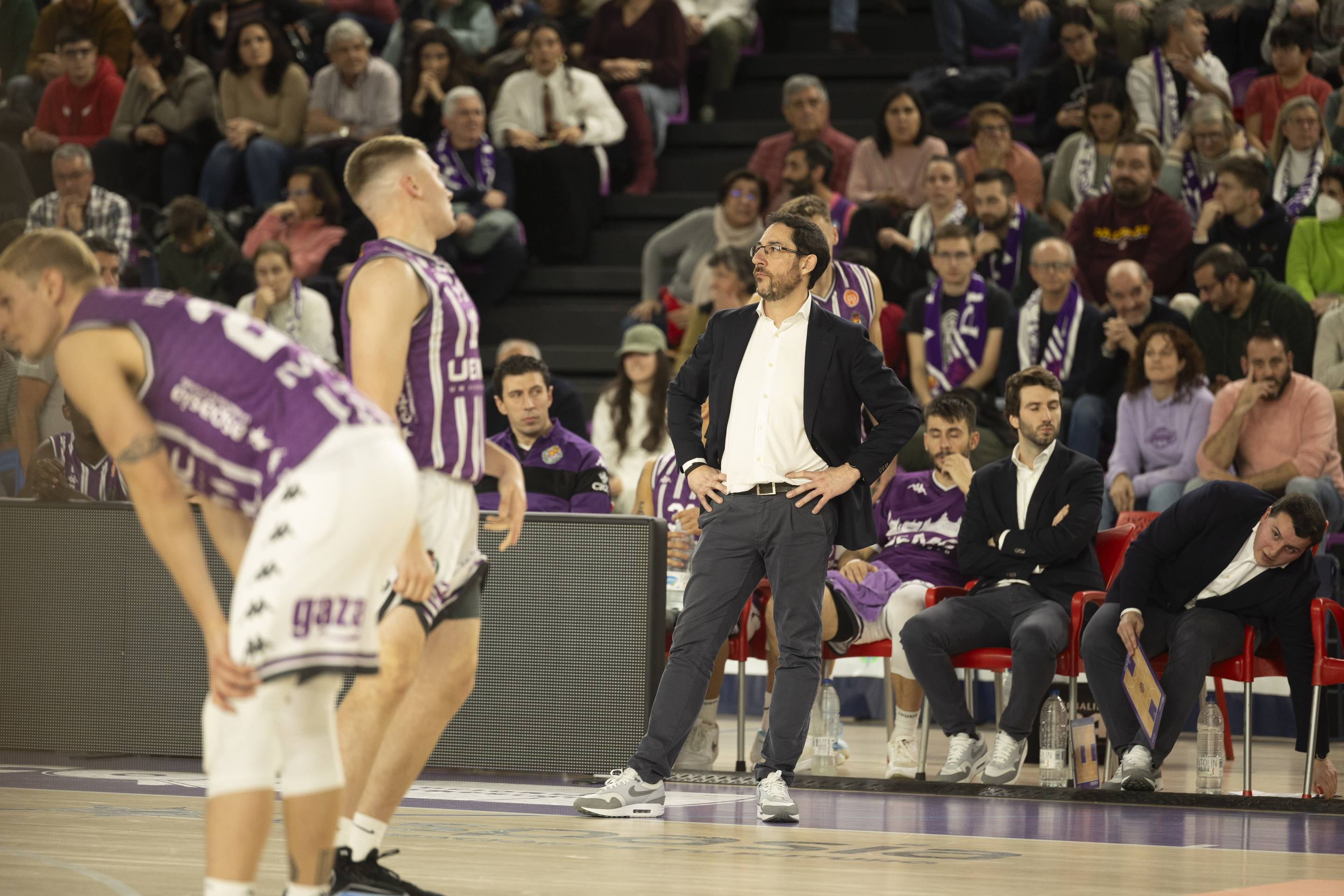 El RV Baloncesto se queda a segundos de la victoria ante Ourense