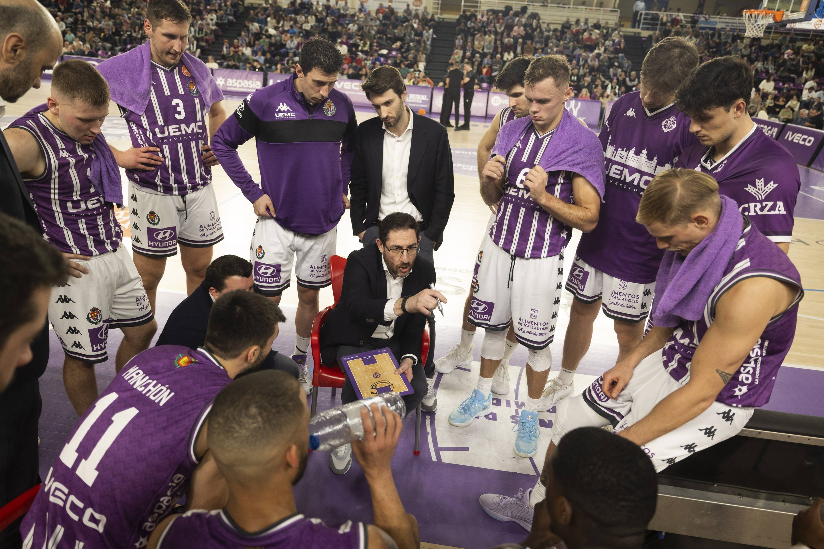 El RV Baloncesto se queda a segundos de la victoria ante Ourense