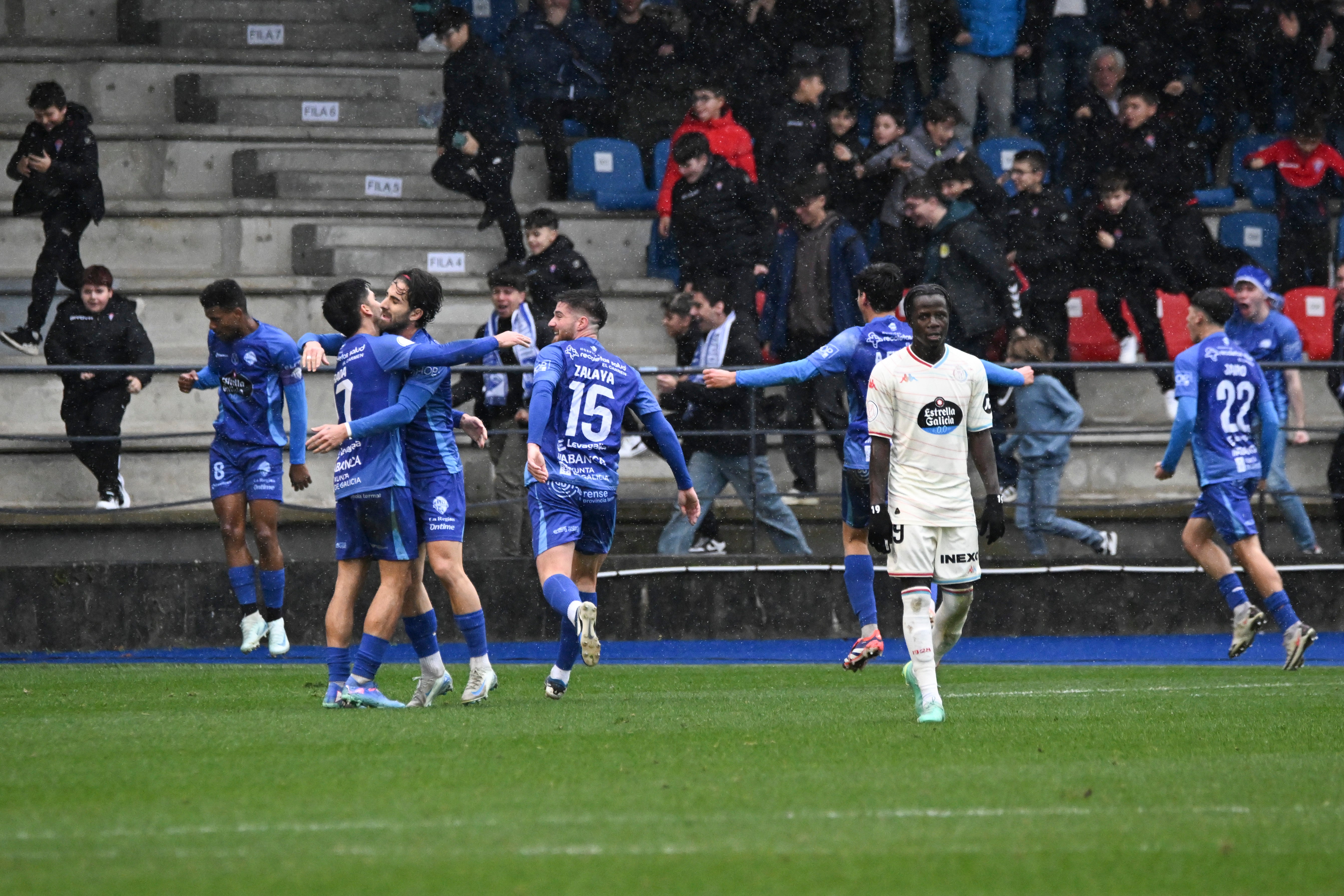 La eliminación del Real Valladolid en Ourense, en imágenes