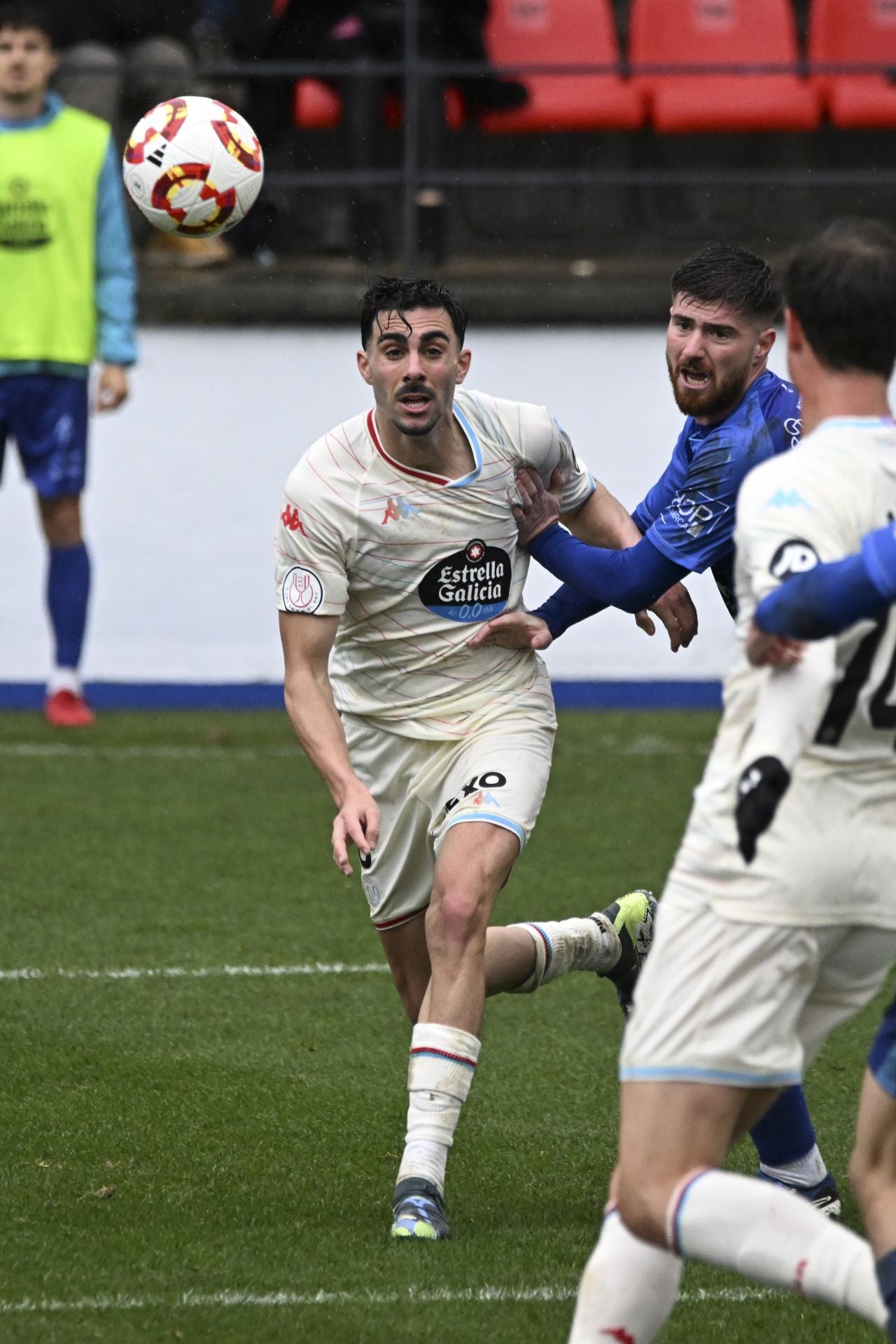 La eliminación del Real Valladolid en Ourense, en imágenes