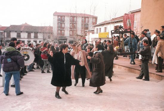 Bailes en honor a la patrona.