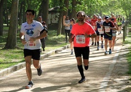 Participantes en la última edición de la Media Maratón de Segovia, en la Alameda del Parral.