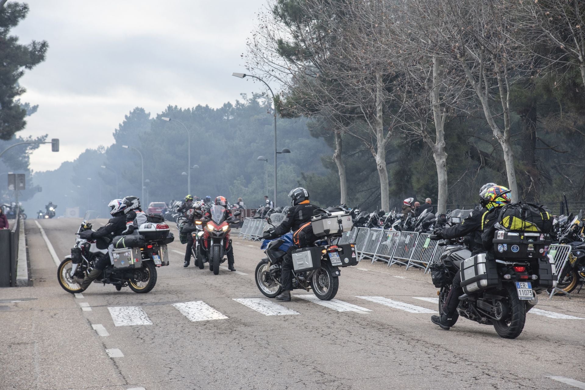 Fotos de um comício de motociclistas em Cantalejo