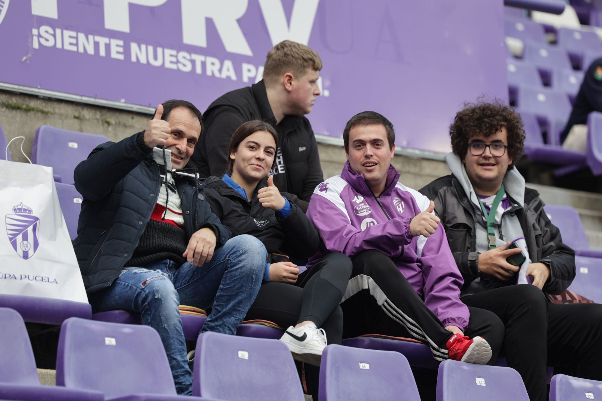 Búscate en la grada del Real Valladolid-Betis (1/2)