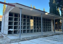 Nuevos nichos del cementerio de Segovia.