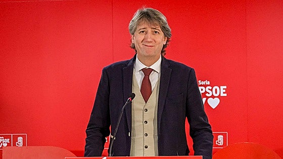 Carlos Martínez simboliza mañana con Tudanca el cambio del liderazgo en el PSOE de Castilla y León