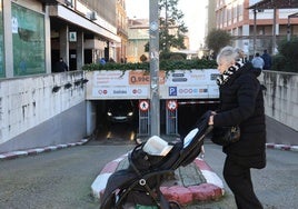 Acceso al aparcamiento subterráneo de la plaza de los Juzgados.