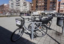 Bicis del sistema de alquiler del Ayuntamiento de Palencia.