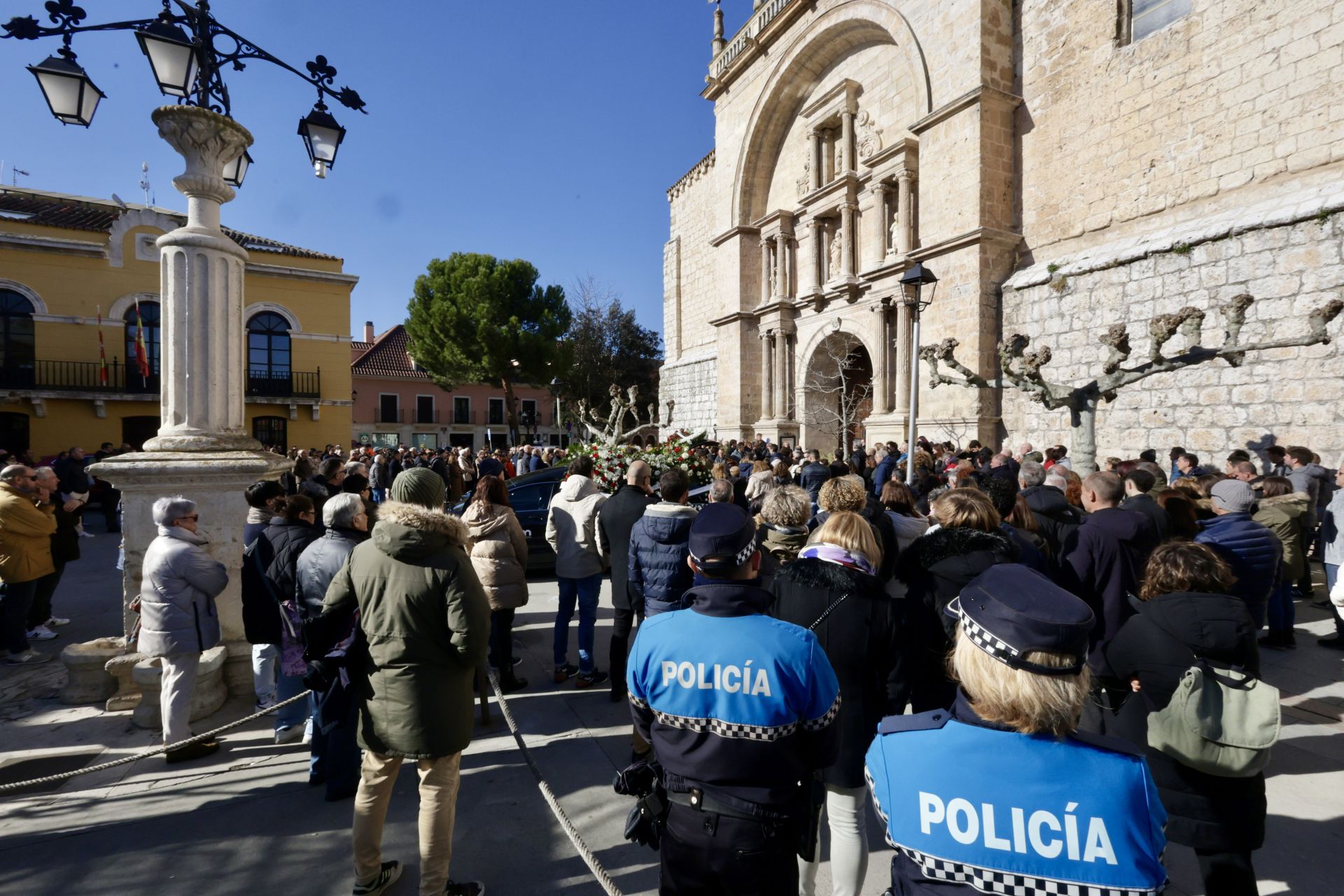 Funeral en Tudela de Duero por el bombero fallecido en acto de servicio en Fompedraza