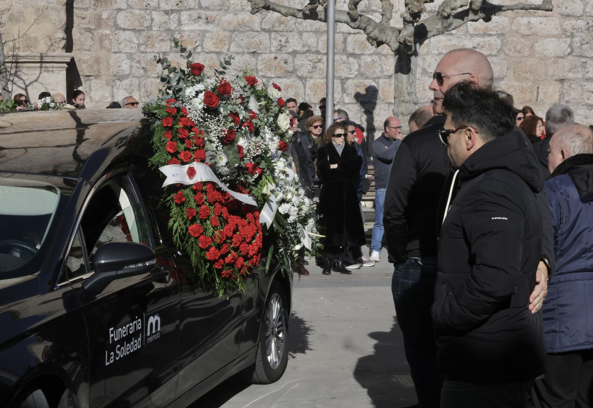 Funeral en Tudela de Duero por el bombero fallecido en acto de servicio en Fompedraza