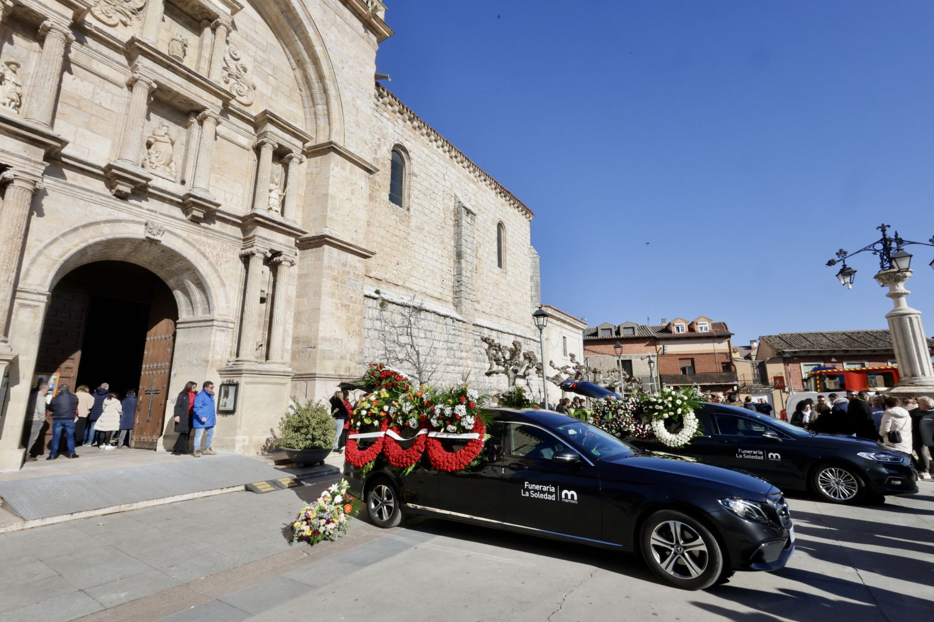 Funeral en Tudela de Duero por el bombero fallecido en acto de servicio en Fompedraza