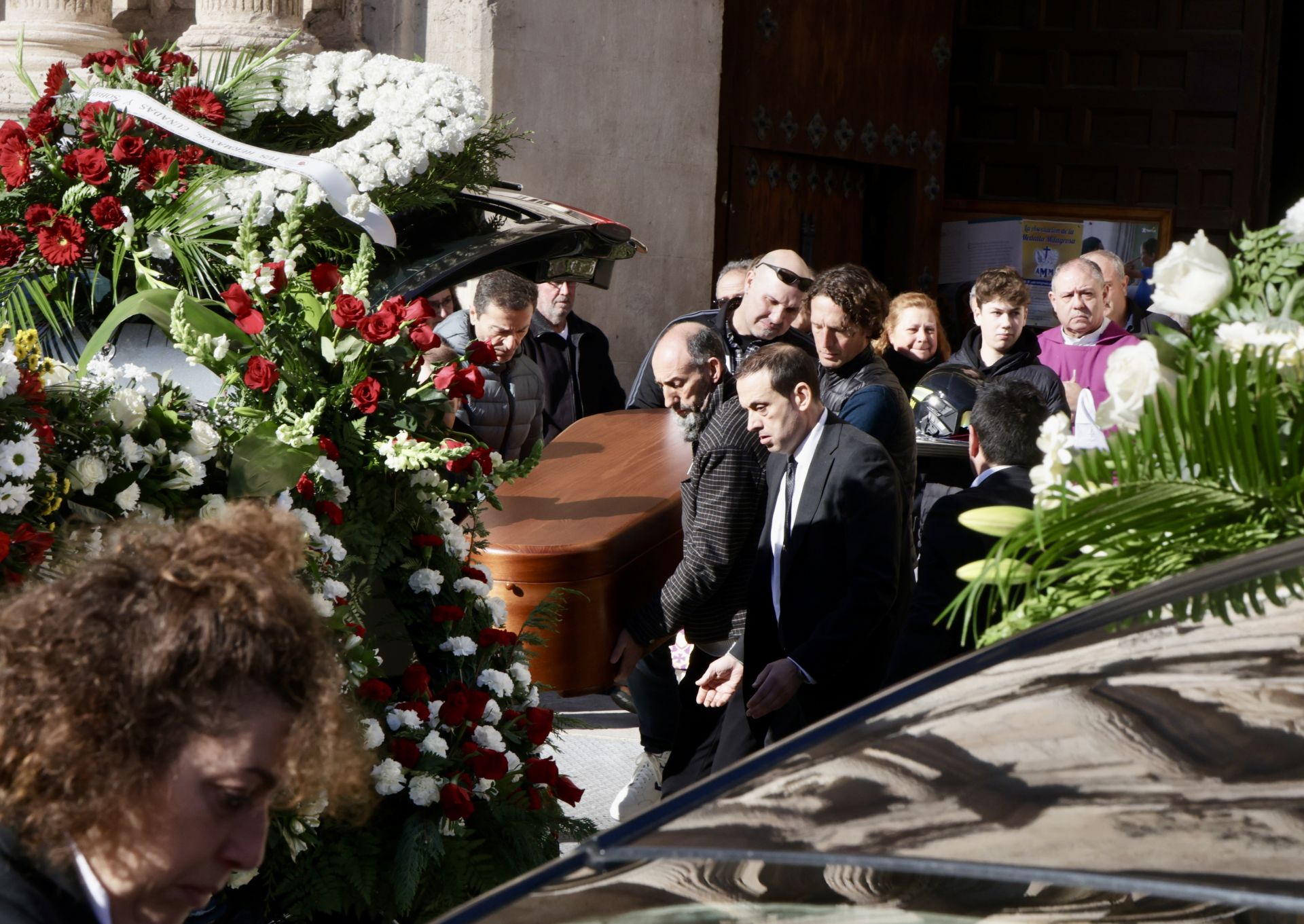 Funeral en Tudela de Duero por el bombero fallecido en acto de servicio en Fompedraza