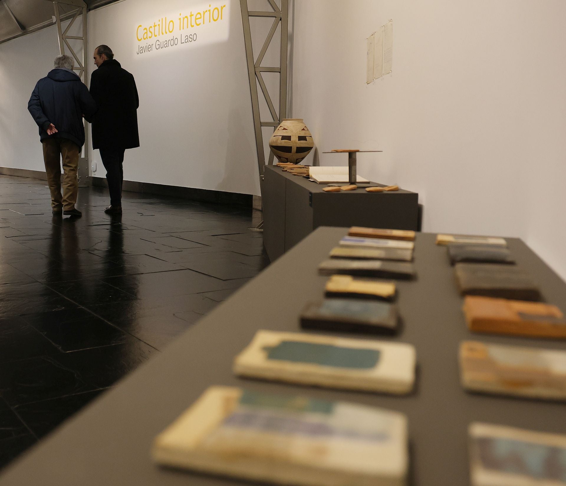 La exposición &#039;Castillo Interior&#039; de Javier Guardo Laso en el Museo de Palencia