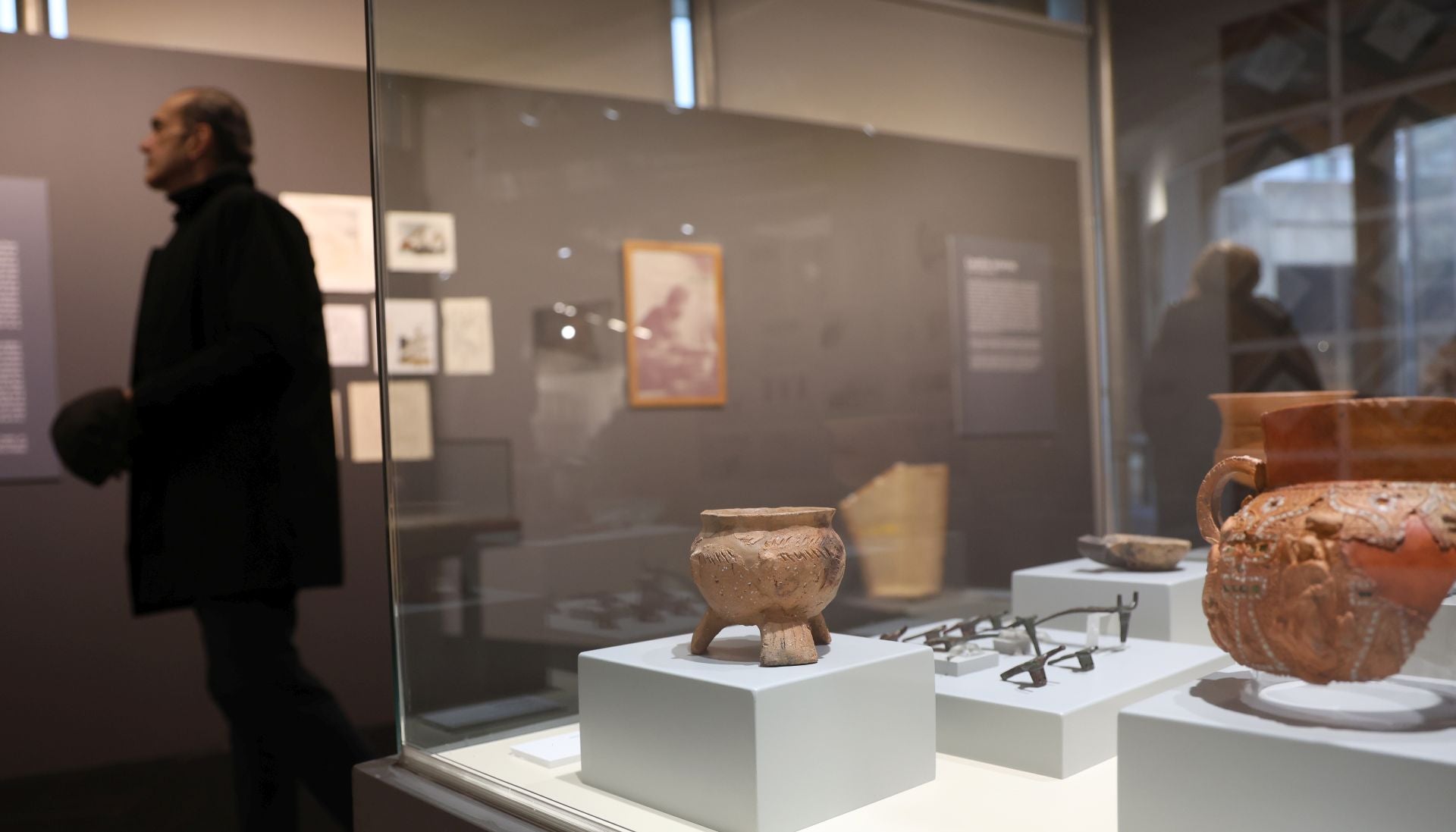 La exposición &#039;Castillo Interior&#039; de Javier Guardo Laso en el Museo de Palencia