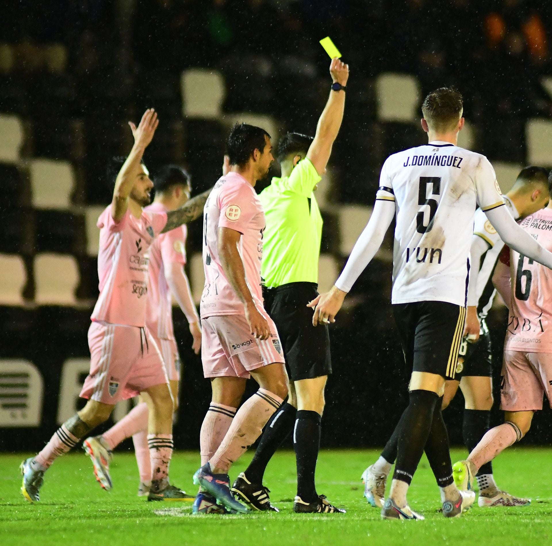 Fotos de la derrota de la Segoviana en Irún