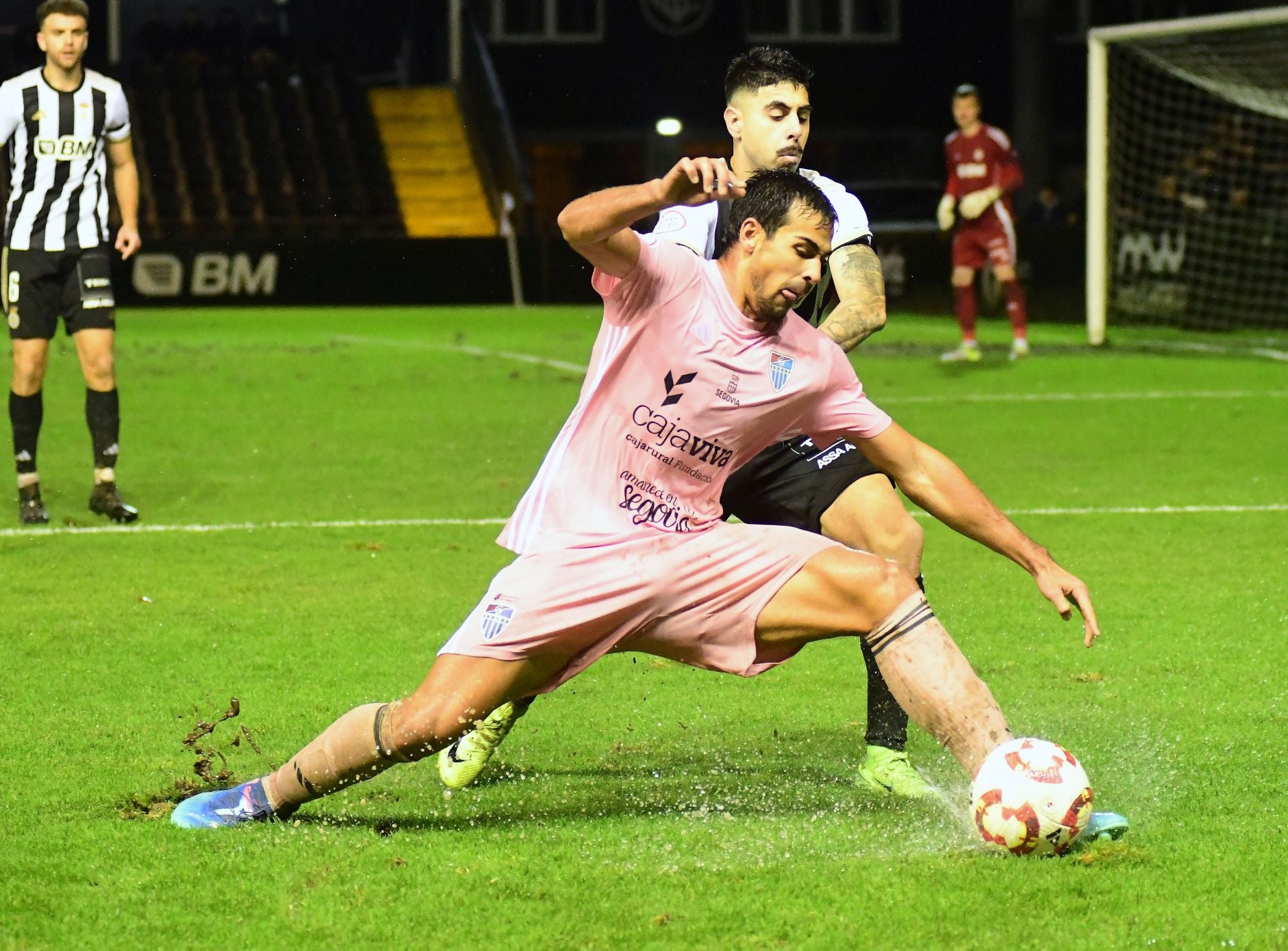 Fotos de la derrota de la Segoviana en Irún